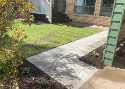 Reynella paving, planting and turfing
